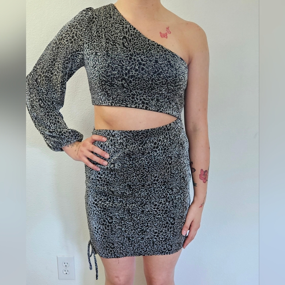 Leopard Print One-Shoulder Skirt Set